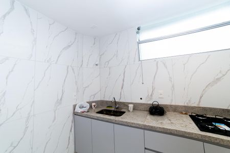 Cozinha de apartamento à venda com 3 quartos, 100m² em São Pedro, Belo Horizonte