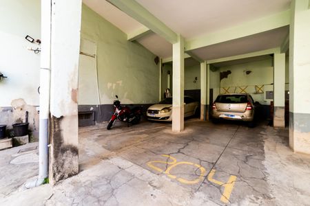 Garagem de apartamento à venda com 3 quartos, 100m² em São Pedro, Belo Horizonte