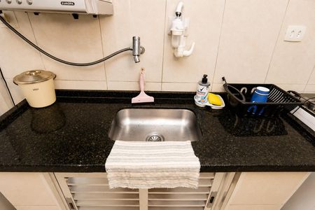 Cozinha de apartamento para alugar com 1 quarto, 48m² em Bela Vista, São Paulo