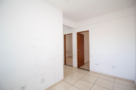 Sala de casa para alugar com 2 quartos, 100m² em Vila Jaguari, São Paulo