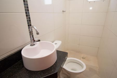 Casa para alugar com 100m², 2 quartos e sem vaga Casa para alugar com 100m², 2 quartos e sem vagaBanheiro