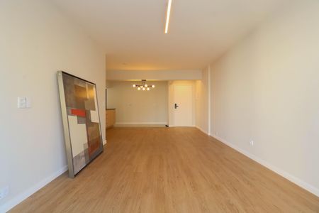 Apartamento à venda com 86m², 2 quartos e 2 vagas Apartamento à venda com 86m², 2 quartos e 2 vagasSala