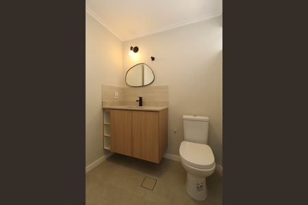 Apartamento à venda com 86m², 2 quartos e 2 vagas Apartamento à venda com 86m², 2 quartos e 2 vagasBanheiro da Suíte
