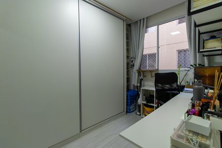 Quarto 2 de apartamento para alugar com 2 quartos, 38m² em Jardim Petropolis, Cotia