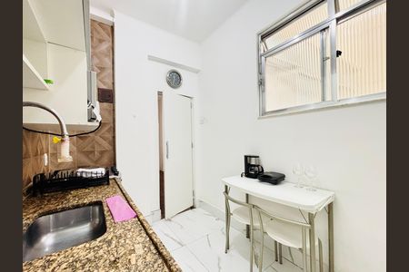 Apartamento para alugar com 90m², 2 quartos e 1 vaga