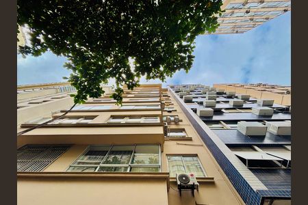 Apartamento para alugar com 90m², 2 quartos e 1 vaga