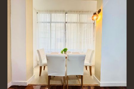 Apartamento para alugar com 90m², 2 quartos e 1 vaga