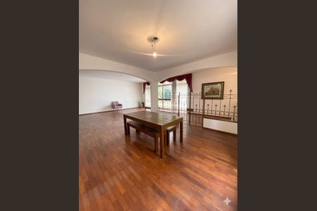 Foto 06 de casa para alugar com 4 quartos, 387m² em Alto de Pinheiros, São Paulo