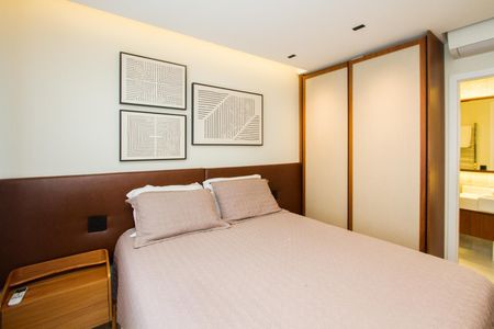 Apartamento à venda com 1 quarto, 62m² em Campo Belo, São Paulo
