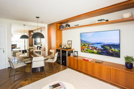 Apartamento à venda com 1 quarto, 62m² em Campo Belo, São Paulo