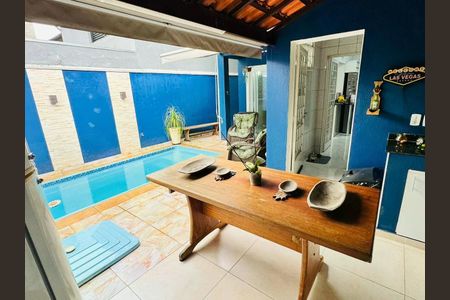 Casa à venda com 3 quartos, 162m² em Medeiros, Jundiaí