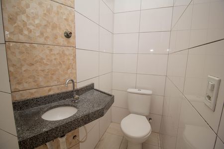 Banheiro de casa para alugar com 1 quarto, 49m² em Vila Jaguari, São Paulo