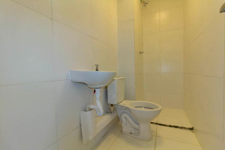 Apartamento para alugar com 33m², 2 quartos e sem vaga Apartamento para alugar com 33m², 2 quartos e sem vagaBanheiro
