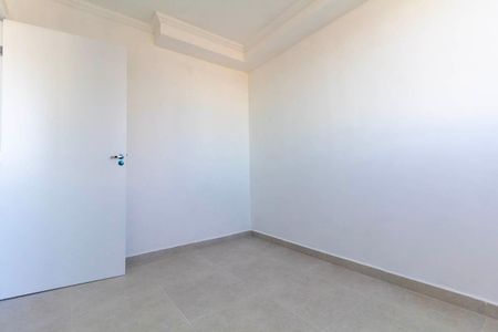 Quarto 1 de apartamento para alugar com 2 quartos, 33m² em Vila Silvia, São Paulo