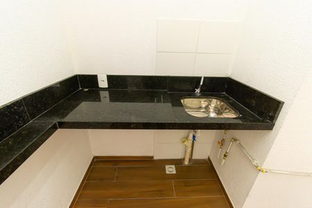 Apartamento para alugar com 35m², 2 quartos e sem vaga Apartamento para alugar com 35m², 2 quartos e sem vagaÁrea de Serviço
