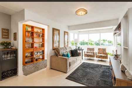 Sala de apartamento para alugar com 3 quartos, 128m² em Vila Jardim, Porto Alegre