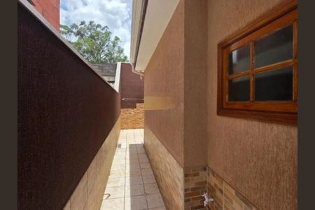 Casa à venda com 138m², 2 quartos e 2 vagas