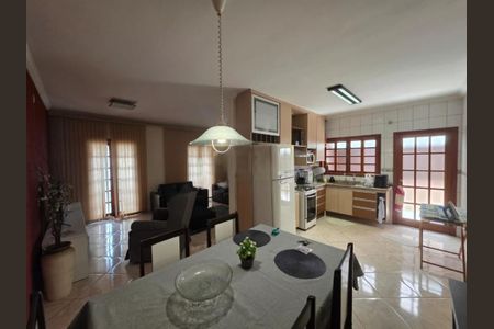 Casa à venda com 2 quartos, 138m² em Parque Cidade Jardim II, Jundiaí