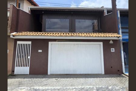 Casa à venda com 138m², 2 quartos e 2 vagas