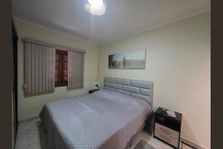 Casa à venda com 138m², 2 quartos e 2 vagas