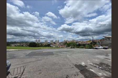 Casa à venda com 138m², 2 quartos e 2 vagas