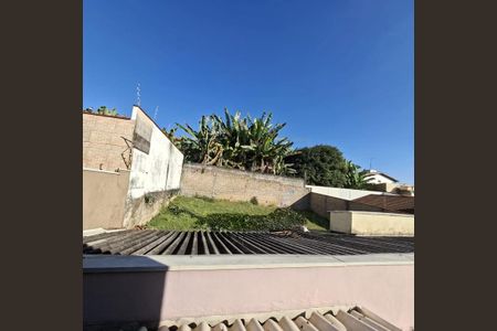 Casa à venda com 151m², 2 quartos e 5 vagas