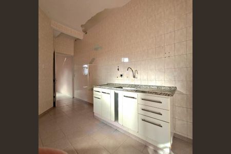 Casa à venda com 151m², 2 quartos e 5 vagas