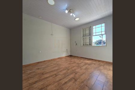 Casa à venda com 151m², 2 quartos e 5 vagas