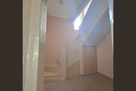 Casa à venda com 151m², 2 quartos e 5 vagas