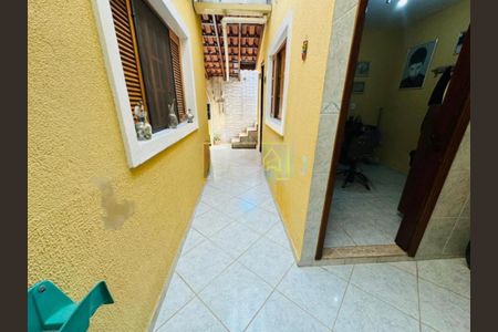 Casa à venda com 184m², 3 quartos e 2 vagas
