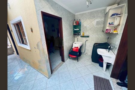 Casa à venda com 184m², 3 quartos e 2 vagas