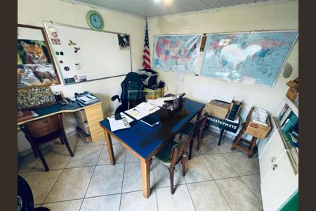 Casa à venda com 184m², 3 quartos e 2 vagas