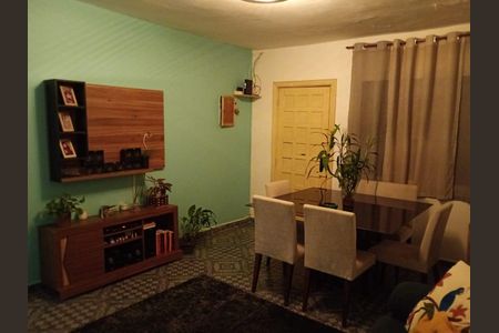 Sala de casa à venda com 3 quartos, 339m² em Raposo Tavares, São Paulo