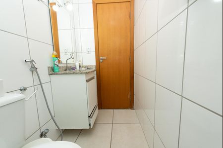 Apartamento à venda com 65m², 2 quartos e 2 vagas Apartamento à venda com 65m², 2 quartos e 2 vagasBanheiro