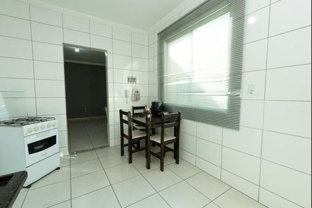 Apartamento à venda com 65m², 2 quartos e 2 vagas Apartamento à venda com 65m², 2 quartos e 2 vagasCozinha