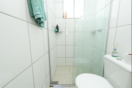 Apartamento à venda com 65m², 2 quartos e 2 vagas Apartamento à venda com 65m², 2 quartos e 2 vagasBanheiro