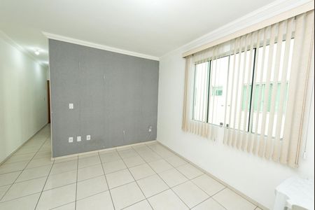 Sala de apartamento à venda com 2 quartos, 65m² em Novo Riacho, Contagem