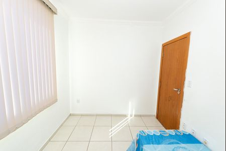 Apartamento à venda com 65m², 2 quartos e 2 vagas Apartamento à venda com 65m², 2 quartos e 2 vagasQuarto 2