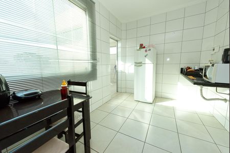 Apartamento à venda com 65m², 2 quartos e 2 vagas Apartamento à venda com 65m², 2 quartos e 2 vagasCozinha