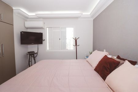 Apartamento à venda com 153m², 4 quartos e 2 vagas Apartamento à venda com 153m², 4 quartos e 2 vagasQuarto Suíte