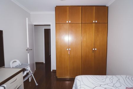 Apartamento à venda com 153m², 4 quartos e 2 vagas Apartamento à venda com 153m², 4 quartos e 2 vagasQuarto 2