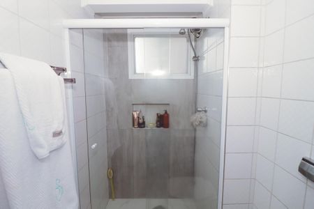 Apartamento à venda com 153m², 4 quartos e 2 vagas Apartamento à venda com 153m², 4 quartos e 2 vagasBanheiro da Suíte