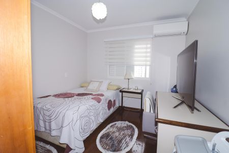 Apartamento à venda com 153m², 4 quartos e 2 vagas Apartamento à venda com 153m², 4 quartos e 2 vagasQuarto 2