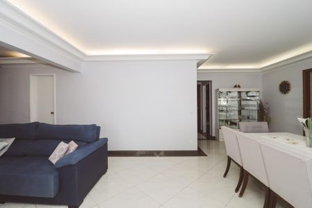 Apartamento à venda com 153m², 4 quartos e 2 vagas Apartamento à venda com 153m², 4 quartos e 2 vagasSala