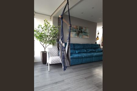 Foto 02 de apartamento à venda com 3 quartos, 122m² em Cambuci, São Paulo
