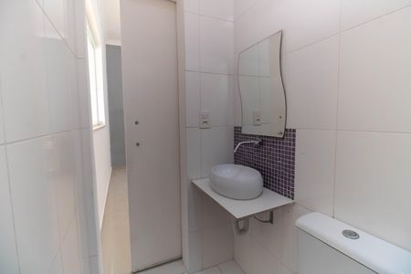 Casa à venda com 80m², 2 quartos e sem vaga Casa à venda com 80m², 2 quartos e sem vagaBanheiro da Suíte 2