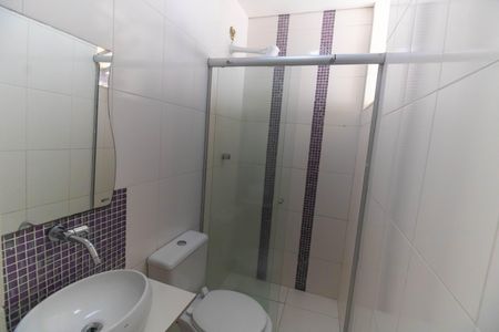Casa à venda com 80m², 2 quartos e sem vaga Casa à venda com 80m², 2 quartos e sem vagaBanheiro da Suíte 2