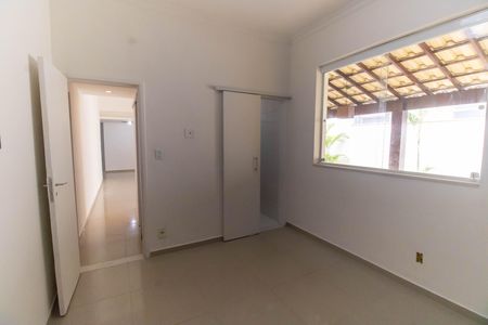 Casa à venda com 80m², 2 quartos e sem vaga Casa à venda com 80m², 2 quartos e sem vagaSuíte 2