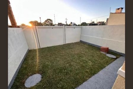 Casa de condomínio para alugar com 70m², 2 quartos e 2 vagas