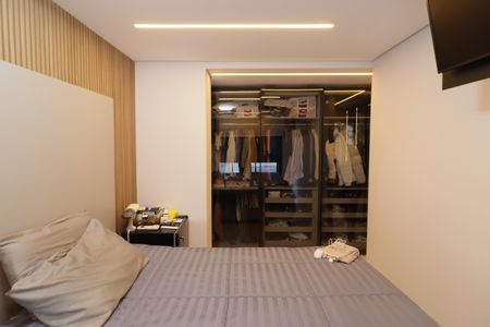 Apartamento à venda com 92m², 2 quartos e 2 vagasSuíte 2